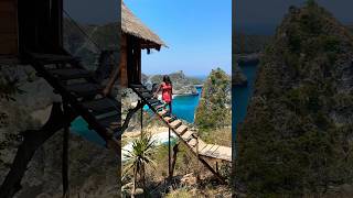 Nusa Penida. #nusapenidabali #nusapenidatrip #travelshorts #shorts #youtubeshorts #bali #rumahpohon