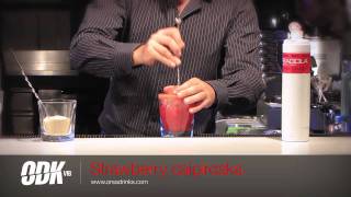 Cocktail - Strawberry Caipiroska