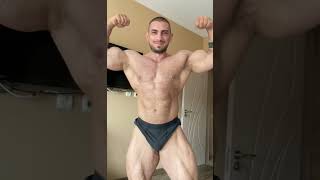 Big Muscle Flex Show