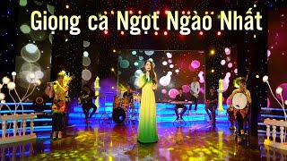 Có lẽ đây là giọng ca "ngọt ngào nhất" bạn từng nghe - Ca nhạc phòng trà hay nức nở