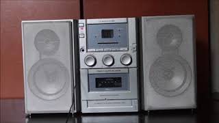 Woolworths CD Micro System - bass test