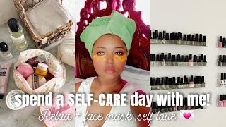 VLOGMAS DAY 4: SELF CARE VLOG! wind down with me: baths, face masks, popcorn& journaling 💌