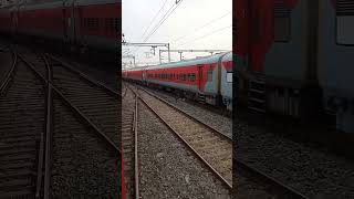 Shridham Sf Express Arrived Satna Railway station #highspeedjourney #railway #indianrailways