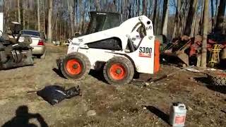 BOBCAT S300 install solid tires without help