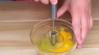 Semi-automatic Egg Beater