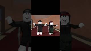 Matching with my friend! #shorts #roblox #mm2