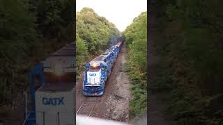 Jackson Heights, NY:  Railfanning the Providence and Worcester Stone Train with my Daughter