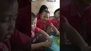 ADEK-ADEK BELAJAR DO'A SEBELUM MAKAN #konten #anakanak #short #doasebelummakan #husnakidschannel