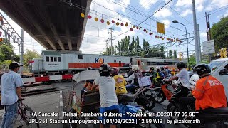 Kecegat KA Sancaka Ditemani Kang Becak Motor dan Kang Ojol