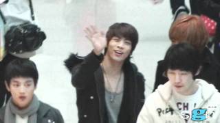 [fancam] SHINee Jonghyun airport fancam compilation