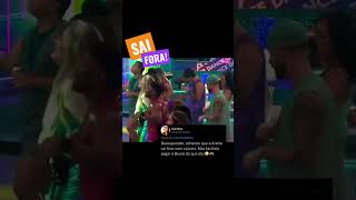 Gabriel tenta beijar Bruna na primeira festa do BBB, alguns dizem que foi pra irritar Anitta #Shorts