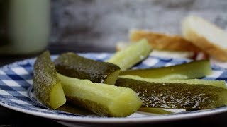 Hungarian Summer (Fermented) Dill Pickles - Kovászos Uborka