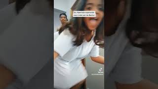 No banho cantando e eu apertado (Tiktok)