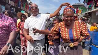 Amaechi @ Mile 3 market,See what youth did to him inside the market as he campaigns for Tonye Cole.