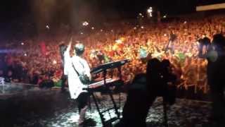 Thirty Seconds To Mars - Closer to the Edge (16/07/13) HD