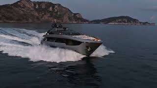 Riva 102' Corsaro Super.