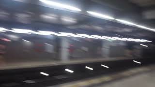 Train, Westbound, District and Circle line, Westminster Underground Station, London