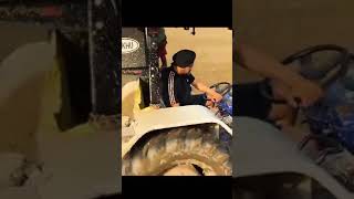 Sidhu moose wala tractor driving video like subscribe please 😭🙏