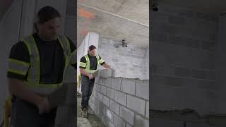 Laying Masonry Blocks over Waist level with a line