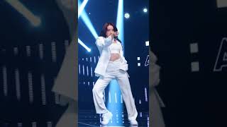 드림캐쳐 수아 직캠 4K 'Black or White' (DREAMCATCHER Sua FanCam) @MusicBank 200320