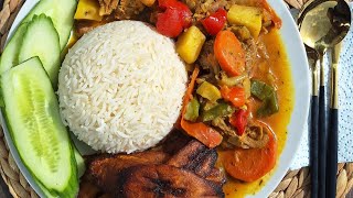 Mouthwatering coconut milk curry chicken, dodo (fried ripe plantain) | a must try recipe | very 😋😋