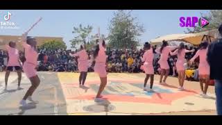 Regardez  Vous  li âme su école lycée de kaolack  Fethîe Bou Graw