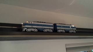 MTH RAIL KING 30-2142-1 F-3 AA DIESEL EMD DEMONSTRATOR