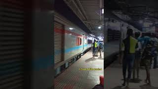 Kaniyaakumari - Pune Express Arriving Tirupati #travelwitharavind#trendingshorts#youtubeshorts