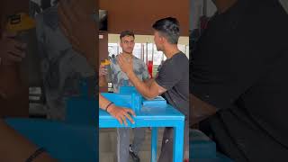 Kele ka juice @vinayak_fit_sharma #armwerstling #youtubeshorts #armwrestlers #viral #trending