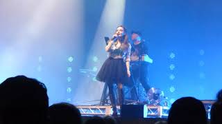 CHVRCHES: "Get Out" (Live @ Sydney Opera House, 07/01/19)