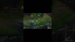 beautifully baited #leagueoflegends #leaguestreamhighlights #livestreaming #riotgames