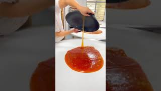 RATE THIS NON-STICK VESSEL!!🤯🔥💯 #Non-Stick #Nonstickpan #sugarcandy #Makingcandy #Satisfying #Shorts