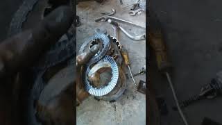 Honda cd 70 clutch box nd clutch plates#youtubeshorts #honda #bike #70cc