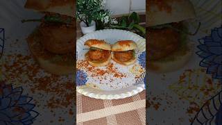 Vada Pav Recipe | Mumbai Special Vada Pav | #shorts #food #vadapav