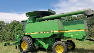 John Deere 9500 combine