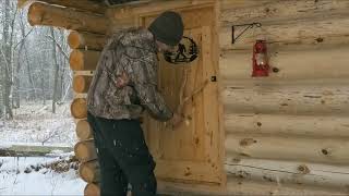 Winter in a cozy log cabin/ off grid building #Bushcraft #OutdoorAdventure