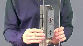 GLASS DOOR FITTING | DIGITAL FITTING SOLUTION FROM SIMONS VOSS