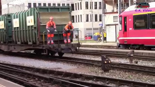 Zugfahrten Rhätische Bahn im Bahnhof Landquart