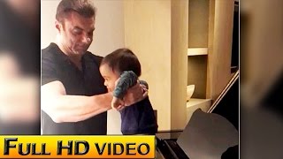 Salman’s Bhanja Ahil Plays Piano With Sohail Khan