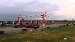 Civic D16z6 vs. Civic B16A2 swap (Cestice 2013) drag 1/8 mile