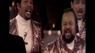 5th Dimension sing with Dionne Warwick and Glen Campell Greatest Hits Medley 2/22/1970