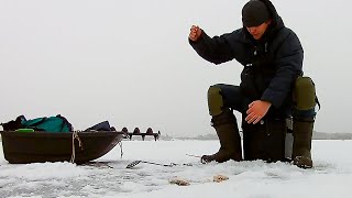 Открыл сезон твёрдой воды! Хотя... можно было и не закрывать старый:)! Первый лёд!