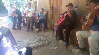 Moromoreña Querida Y Ríe Corazon, Dos Kjaluyos Clasicos  De La Musica De Mis Valles Crucenos