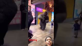 Dancing gorilla #shortsviral #shortvideos #youtubeshorts #dance #viralvideos #trending #shorts