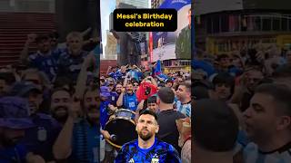 Fans celebrating Messi’s 37 Birthday in Time Square…🎉🇦🇷 #shorts#football#shortsvideo