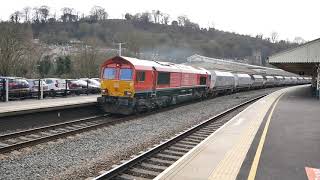 Class 66 66009 passing Bath Spa 23rd March 2019