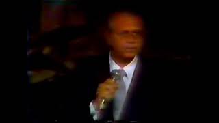 Dick Farney - Fala de Frank Sinatra/All The Way (Band, 1986)