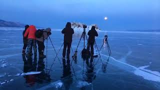 Who's wants to see the Supermoon rise over Lake Baikal???