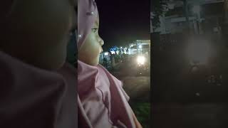 Suasana pasar malam - vlog Bayi Aisyah