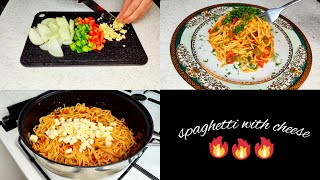 Spaghetti 🍝 with cheese is ready in 20 minutes.